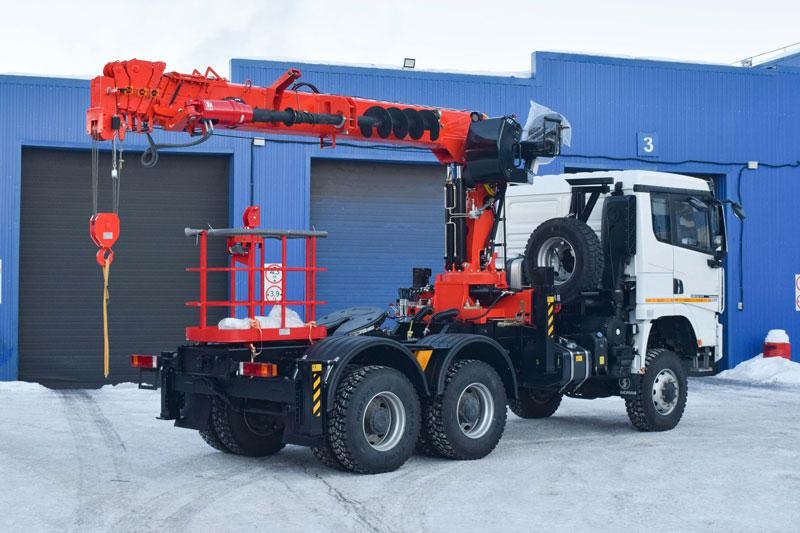 Тягач SHACMAN x3000 с КМУ Kanglim KS 2056